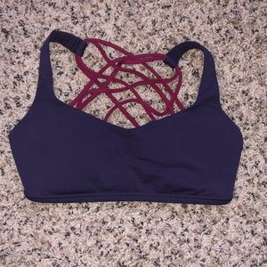 Lululemon spots bra